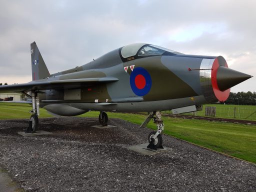 English Electric Lightning T5 XS456